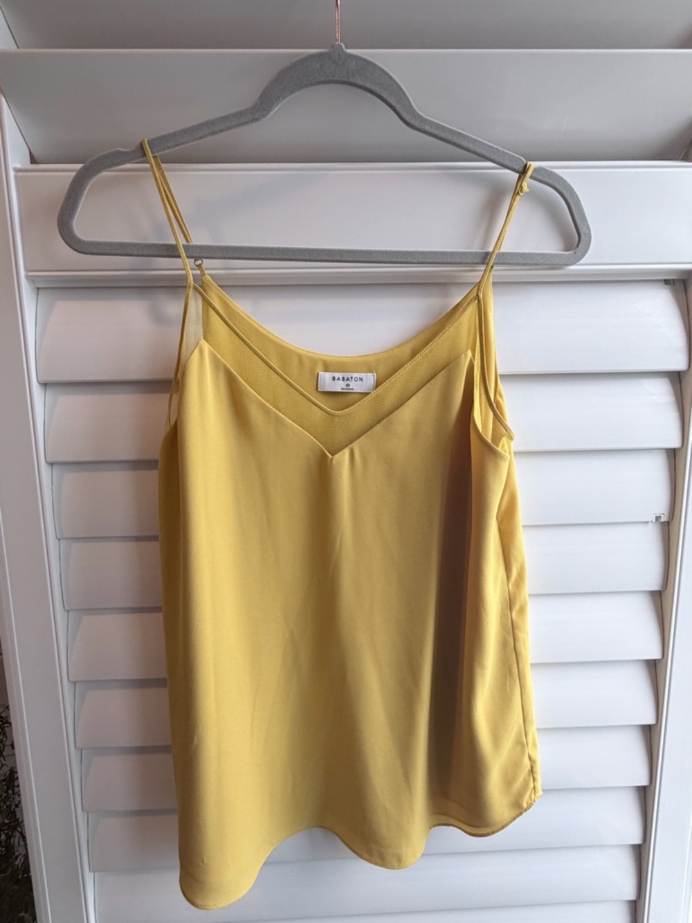 Aritzia Babaton Galen Yellow V-Neck Cami Top